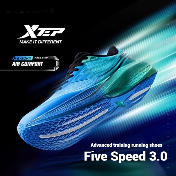 A high-energy, motion-blurred product shot of a technical running shoe, highlighting speed metrics and comfort features against a dark, futuristic background.