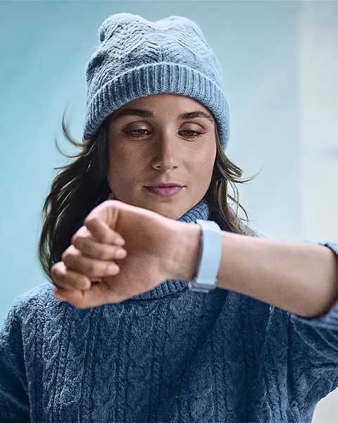 smartwatch, fitness tracker, digital watch, wearable tech, sports watch, product demo, brand awareness, lifestyle, editorial, calm, fresh, blue, neutral