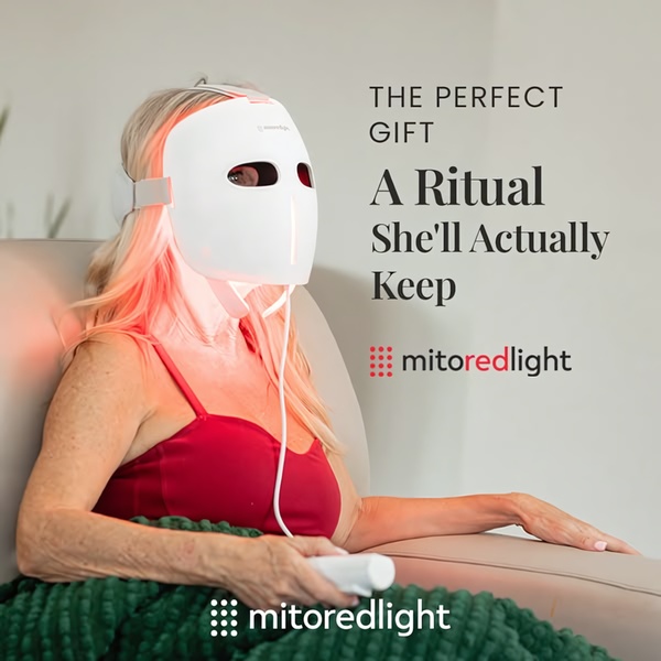 light therapy mask, led face mask, red light therapy, facial light device, skincare mask, beauty light mask, led therapy device, brand awareness, lifestyle, calm, trustworthy, neutral, red