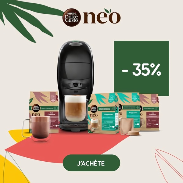 A high-conversion 1:1 square ad featuring a coffee machine bundle with a clear percentage discount call-to-action button.