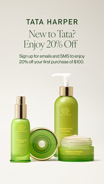 skincare set, beauty products, face care, skincare routine, cosmetics, skin treatment, beauty set, new arrival, sale promotion, minimalist, fresh, luxurious, green, neutral, gold