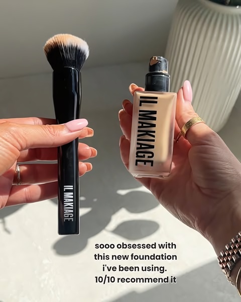 foundation, liquid foundation, makeup base, face makeup, cosmetics, beauty products, social proof, product launch, ugc style, trustworthy, neutral