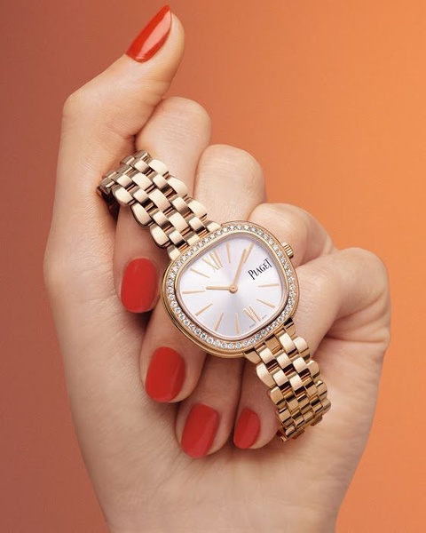 luxury watch, gold watch, analog watch, diamond watch, womens watch, bestseller push, editorial, minimalist, luxurious, calm, orange, gold, neutral