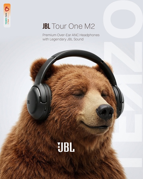 A high-quality 4:5 static creative featuring a brown bear wearing premium over-ear headphones to symbolize comfort and noise cancellation.