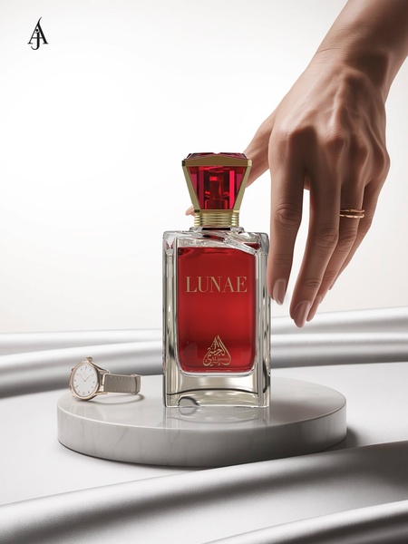fragrance, perfume, cologne, scent, eau de parfum, bestseller push, minimalist, editorial, luxurious, calm, red, neutral