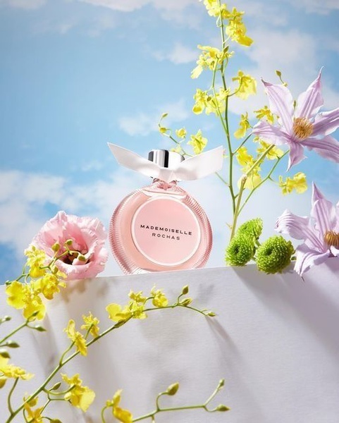 perfume, fragrance, eau de toilette, scent, cologne, bestseller push, minimalist, calm, fresh, pastel, blue