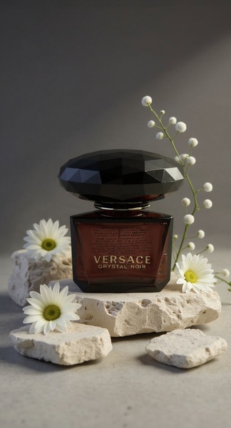 perfume, fragrance, cologne, scent, eau de parfum, product demo, minimalist, editorial, calm, luxurious, neutral, brown