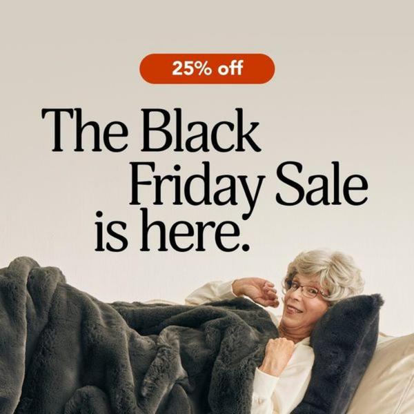 A clean, high-contrast promotional creative featuring a 25% off offer for a premium-looking faux fur blanket.