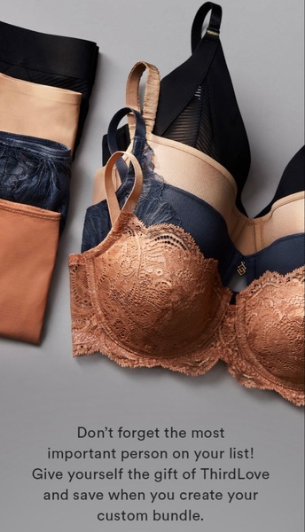 lace bras, underwire bras, padded bras, lingerie set, t-shirt bras, bundle offer, discount offer, minimalist, flat lay, calm, trustworthy, neutral, black