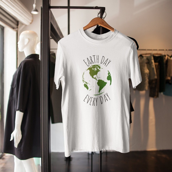 graphic t-shirt, cotton tee, crew neck shirt, printed t-shirt, short sleeve tee, brand awareness, lifestyle, minimalist, fresh, trustworthy, neutral, green