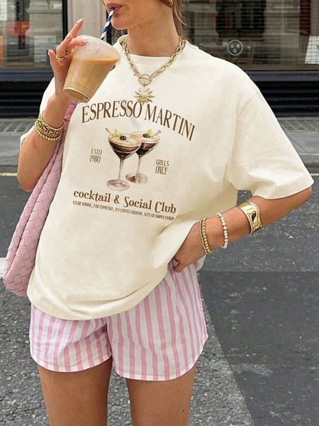 graphic t-shirt, printed tee, cotton t-shirt, oversized tee, crewneck t-shirt, brand awareness, lifestyle, playful, neutral, pink