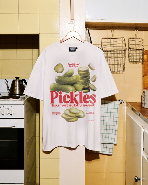 graphic t-shirt, cotton t-shirt, crew neck shirt, short sleeve tee, printed shirt, new arrival, lifestyle, playful, neutral, green