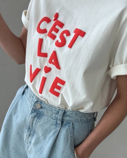 graphic t-shirt, cotton t-shirt, white t-shirt, casual top, short sleeve shirt, new arrival, brand awareness, lifestyle, minimalist, fresh, playful, neutral, red