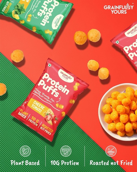 A high-contrast creative using flat-lay product photography with clear benefit icons to communicate product USPs.