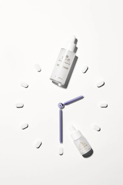 face serum, skincare bottle, anti aging serum, facial treatment, beauty product, brand awareness, minimalist, calm, trustworthy, neutral