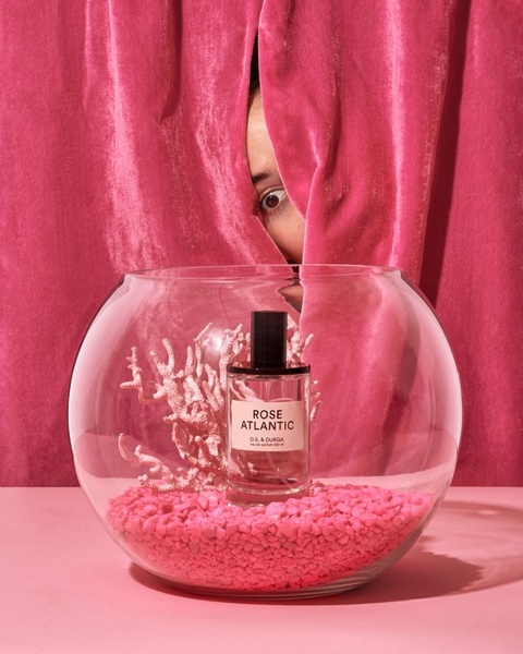perfume, eau de parfum, fragrance, scent, cologne, brand awareness, editorial, minimalist, playful, luxurious, pink