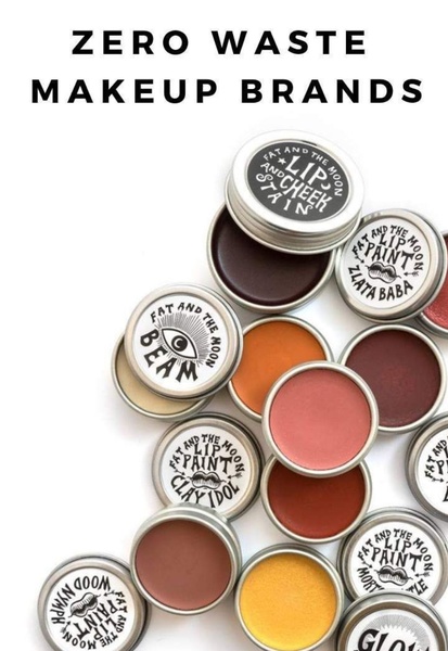 makeup pots, cream makeup, cosmetic tins, cheek stain, lip paint, makeup palette, bestseller push, flat lay, minimalist, fresh, calm, neutral