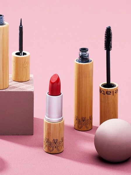 lipstick, mascara, eyeliner, makeup cosmetic, beauty products, bestseller push, minimalist, fresh, calm, pastel, pink
