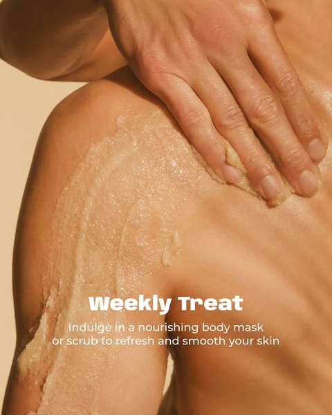body scrub, exfoliating scrub, body polish, exfoliating treatment, body mask, skincare treatment, product demo, lifestyle, calm, fresh, neutral, brown