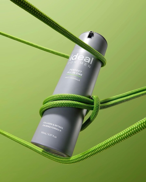 men's facial cream, anti-wrinkle cream, face lotion, skincare bottle, men's moisturizer, bestseller push, minimalist, fresh, bold, green, neutral
