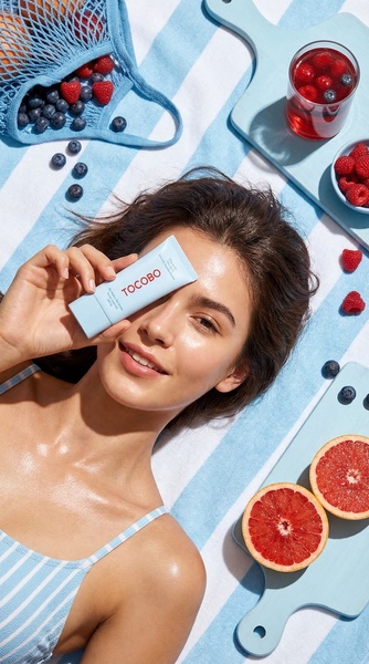 face sunscreen, spf cream, sun block, sun protection, skincare tube, new arrival, brand awareness, lifestyle, flat lay, fresh, energetic, blue, pink, summer sale