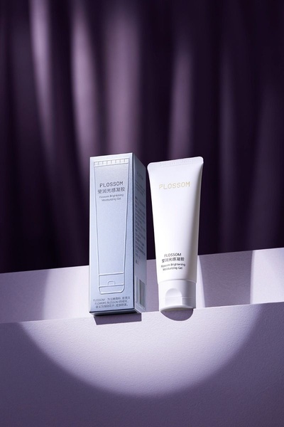 brightening gel, moisturizing cream, face moisturizer, skin gel, skincare product, bestseller push, minimalist, luxurious, calm, purple, neutral