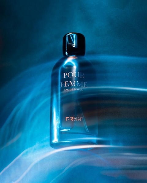 perfume, eau de parfum, fragrance, scent, women perfume, bestseller push, minimalist, luxurious, bold, blue