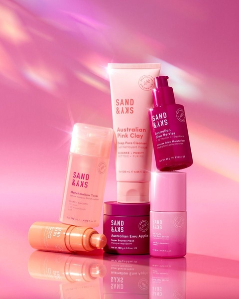 face cleanser, face toner, face moisturizer, face serum, face mask, skincare products, bestseller push, minimalist, fresh, energetic, pink, purple