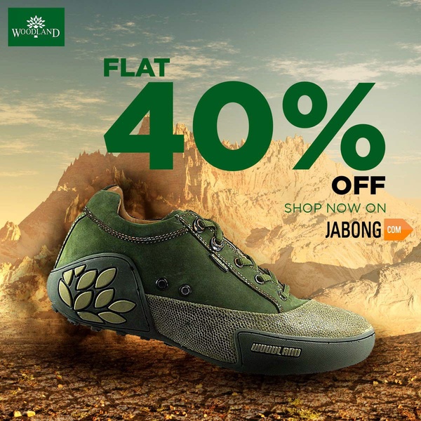 A square ad creative featuring a green hiking shoe placed against a rugged mountain landscape with a clear 40% discount call-to-action.