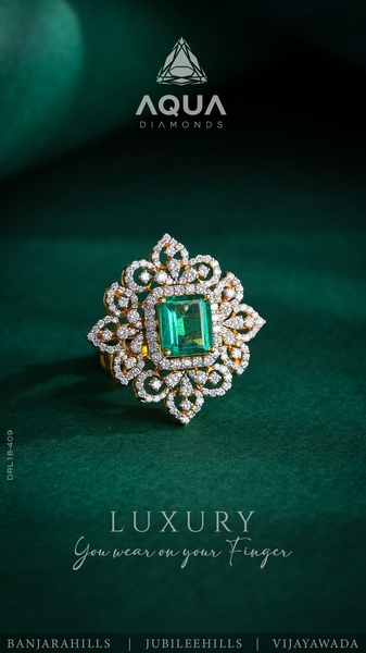 Luxury Emerald Ring Hero Shot