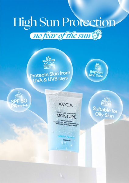 This creative showcases a sun cream product surrounded by feature-benefit bubbles set against a clear blue sky background.