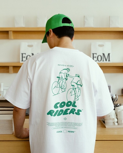 graphic t-shirt, short sleeve shirt, cotton t-shirt, crew neck tee, casual t-shirt, new arrival, lifestyle, calm, fresh, neutral, green