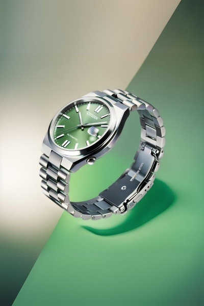 analog watch, stainless steel watch, automatic watch, metal link watch, wrist watch, bestseller push, minimalist, luxurious, trustworthy, green, neutral