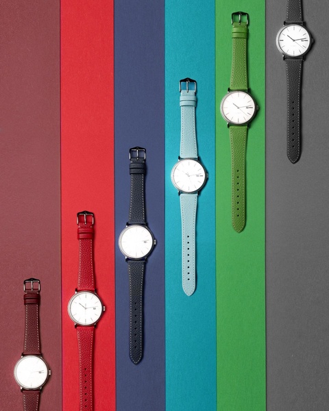 wrist watch, leather strap watch, analog watch, mens watch, womens watch, quartz watch, bestseller push, minimalist, flat lay, energetic, green, blue, red