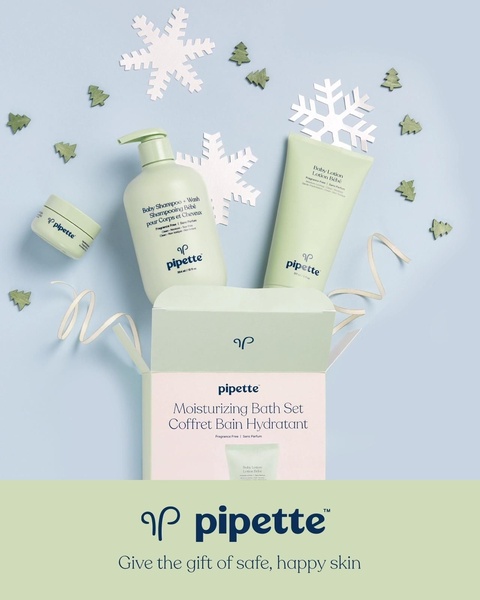 baby lotion, baby shampoo, baby body wash, baby skincare set, baby gift set, gift guide, minimalist, flat lay, calm, fresh, pastel, neutral, christmas