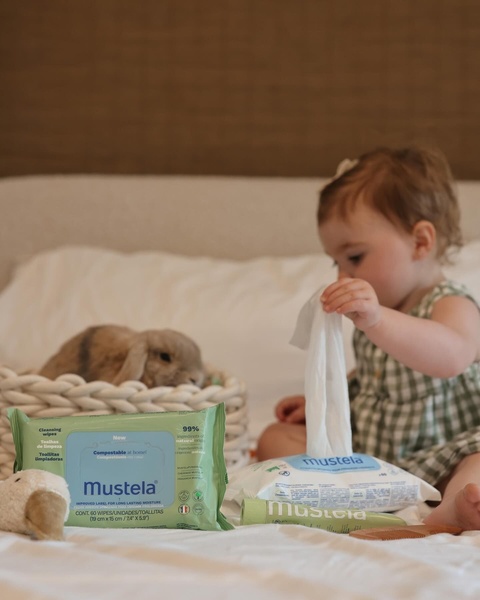 baby wipes, cleansing wipes, sensitive skin wipes, baby skincare, wet wipes, new arrival, lifestyle, calm, warm, neutral, green