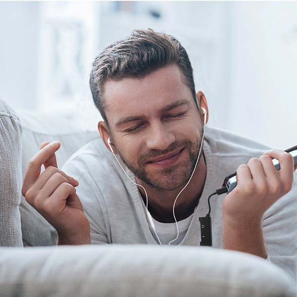 Audio Adapter User Focus