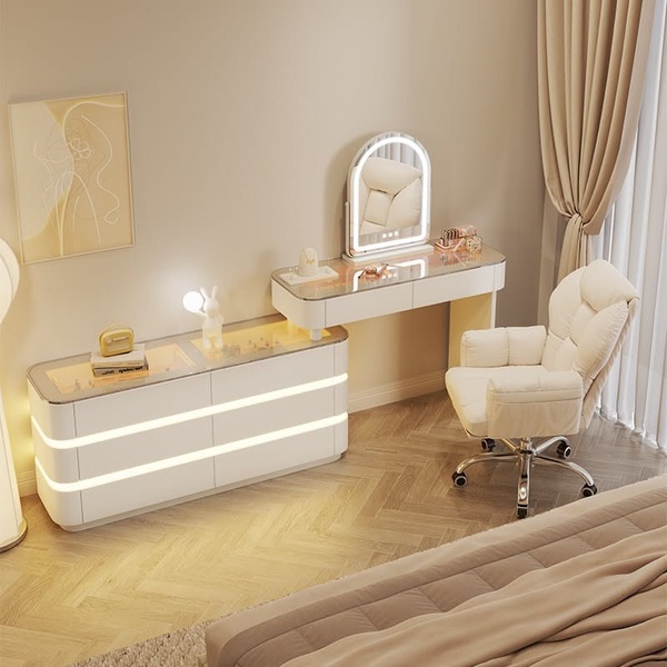 vanity desk, makeup vanity, dressing table, vanity with mirror, makeup table, bestseller push, lifestyle, calm, luxurious, neutral