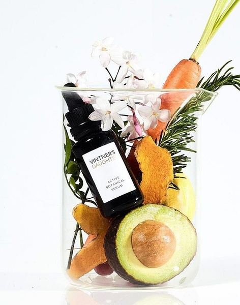 facial serum, face serum, botanical serum, skin serum, anti-aging serum, natural face oil, skincare serum, brand awareness, product launch, minimalist, editorial, fresh, luxurious, neutral, green, orange
