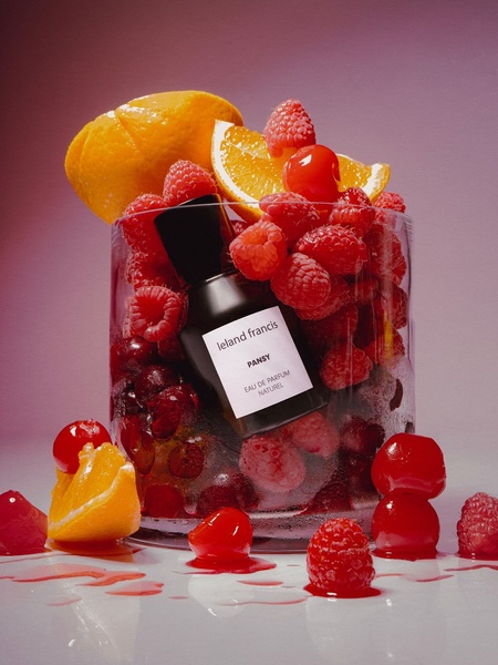 perfume, eau de parfum, fragrance, scent, cologne, new arrival, minimalist, lifestyle, fresh, calm, purple, pink, orange