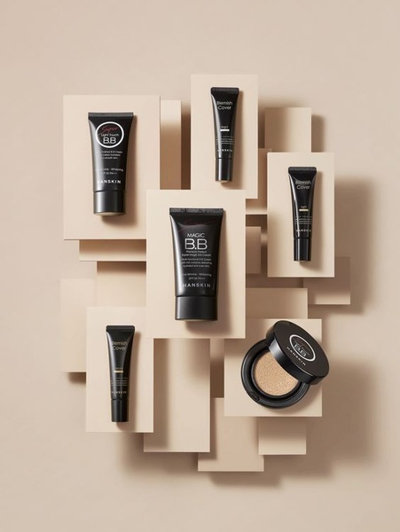 bb cream, face makeup, tinted moisturizer, foundation cream, beauty balm, bestseller push, minimalist, flat lay, calm, luxurious, neutral