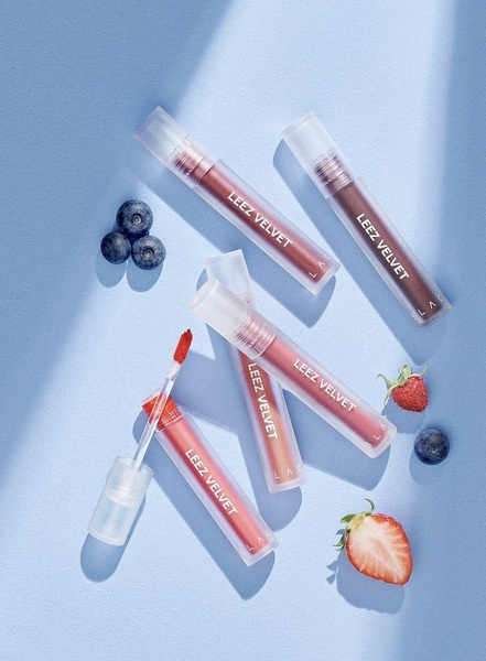 lip gloss, liquid lipstick, velvet lip stain, lip makeup, matte lip gloss, new arrival, bestseller push, flat lay, minimalist, fresh, calm, blue, pink, neutral