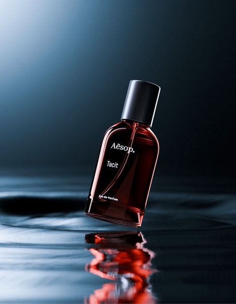 eau de parfum, scented perfume, luxury fragrance, glass perfume bottle, fragrance bottle, brand awareness, minimalist, editorial, luxurious, calm, blue, brown, neutral