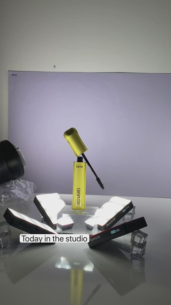 mascara, volumizing mascara, lengthening mascara, eye makeup, lash mascara, brand awareness, minimalist, fresh, trustworthy, yellow, neutral
