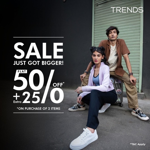 casual wear, streetwear, fashion clothing, apparel, clothing, outfits, casual outfits, sale promotion, outdoor, lifestyle, energetic, bold, neutral, purple