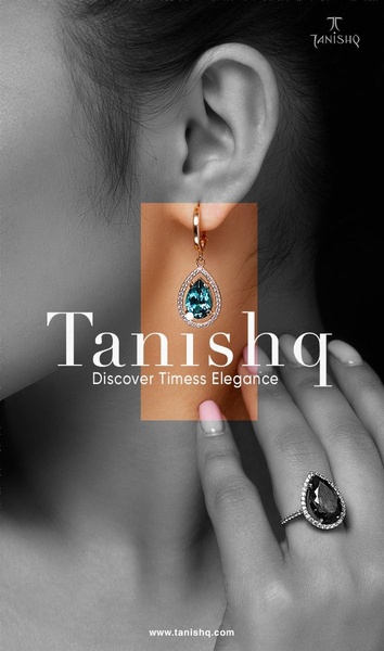 Minimalist Earring Luxury Close-up