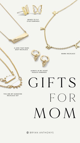 A clean, white-background overhead layout featuring various gold jewelry sets including necklaces, stud earrings, and huggies, each labeled for easy navigation.