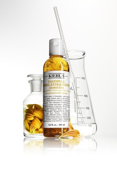 facial toner, herbal toner, skin toner, face toner, alcohol free toner, skincare toner, brand awareness, product launch, minimalist, editorial, trustworthy, fresh, neutral, yellow, brown