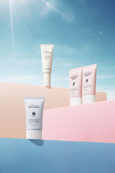 sunscreen, sun cream, face sunscreen, sun protection, tone up cream, new arrival, bestseller push, minimalist, editorial, fresh, calm, blue, pink, neutral