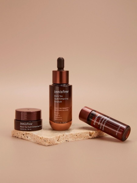 face serum, face cream, skincare treatment, face essence, skincare products, anti aging serum, bestseller push, minimalist, calm, luxurious, neutral, brown